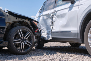 How Can a Auto Accident Lawyer Help After a Crash?